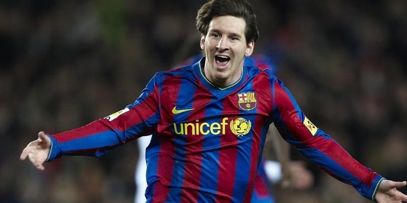 Thành tích làm nên lịch sự của Messi trong 2015